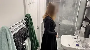 OMG! I didn't know arab girls do that. I caught a Muslim arab girl in hijab masturbating in the shower.