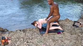 aqui nao tem frescura enquanto uma filma a outra cai na rola grossa trabalho em equipe eliane furacao lorrany exotica