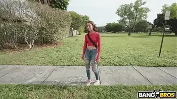 Model Desperate For Cash