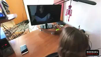 Stepsister Came From Afar To Cum - Family Fantasy