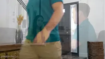 PASSION-HD Crushing Dakota Tyler Seduces Her Tutor