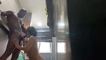 Ele me fodeu e e filmou escondido esse safado