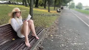 My wife is flashing her pussy to people in park. No panties in public.