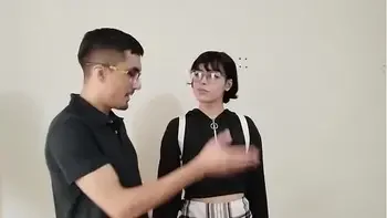 Kimiko went to visit a new room for rent and was not forgiven