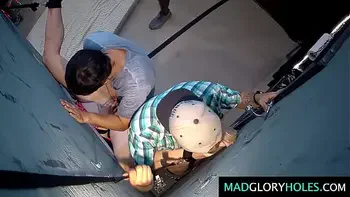 Anonyme Gangbang Fuck at Public European Club