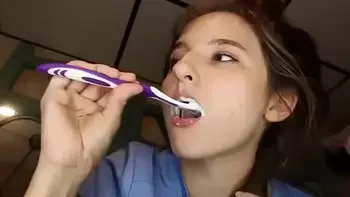 AFTYNROSE ASMR DOCTOR HIGIENISTA DENTAL VIDEO DE JUEGO DE ROLES (Subtitulado Español)