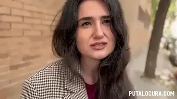 PutaLocura - Pillada a la sensual Laura Hardkinks