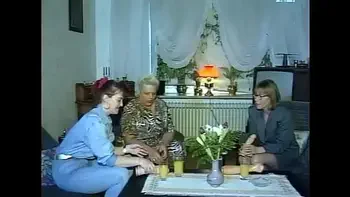 JuliaReaves-DirtyMovie - Gruppen Ficken - Full movie cumshot babe group slut orgasm