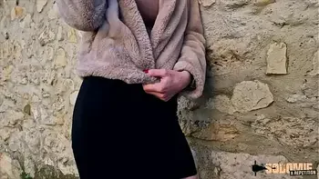 Cataleya, une asistante commerciale très sexy