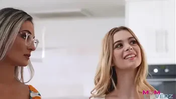 Stepmom Mandy Rhea Like Boy Toy S1-E9 With StepDaughter Molly Little