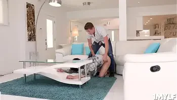 Becky got stucked and before stepson Oliver help her, he slide his dick inside her MILF twat