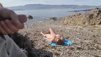 Exhibitionist Flashes his Dick for a Nudist Milf. She Sucked on the Beach