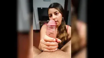 SO MUCH CUM! Amateur handjob with unreal semen explosion...