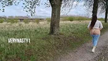 Girl showing her big ass in public