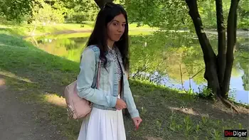 Girlfriend gets orgasms in a public park and I control it with a toy from Flirtwithsb