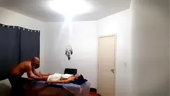 She went to get a massage but was surprised by the therapist who ejaculated in her