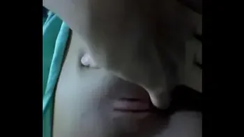 young girl masturbating - novinha molhadinha 2