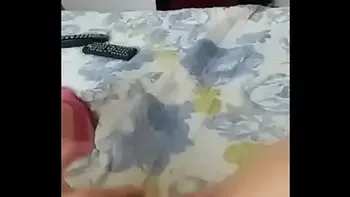 Moça se masturbando