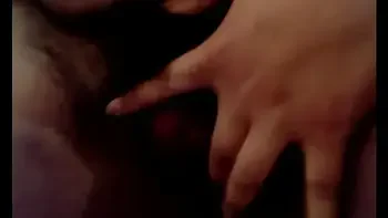 Jovencita masturbándose