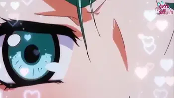 Public sex with two hot Japanese women