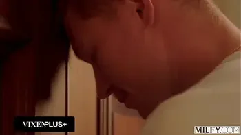 VIXENPLUS Tough Boss Charli demands assistant fucks her hard