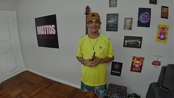 30 anos de porno e a primeira vez que o tiozinho fodeu a anazinha rabuda