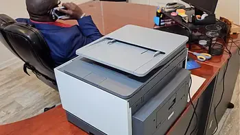 My boss couldn’t keep his hands off my big ass on my first day (Role Playing) husband & wife