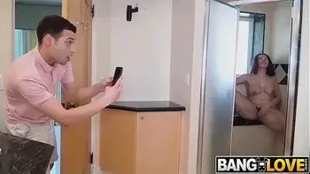 Horny Neighbor Valentina Jewels