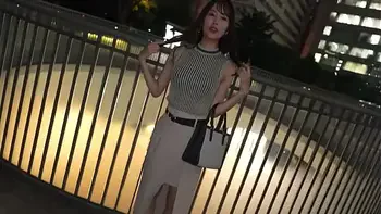 パート1【本番禁止の女風でチ●ポをねだるパーフェクト美女】