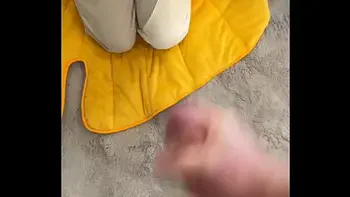 These surprise freeuse facials are giving me PTSD