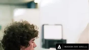 MODERN-DAY SINS - Horny Teen Melody Marks Teases Coworker For Late-Night Sneaky Sex At The Office