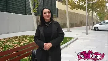 Sex tour in Madrid for the horny Valencian Nelia Estrada. Another monument to the capital!