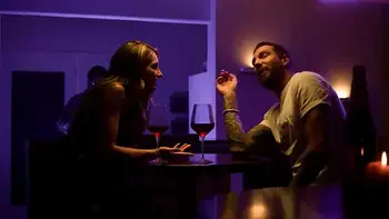 Hot MILF Silvia Saige Prepares Her Booty For Some Nice Anal Fucking