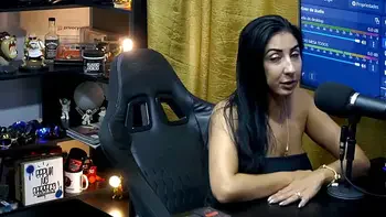 Ruan foi ver se a Renatinha Mello estava sem calcinha, que deliciosa, rolou muita química nesse episodio! - Podcast Pápum no Barraco!