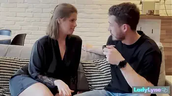 Welcome to the Neighborhood! LadyLyne treats her Guest