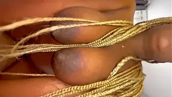 Compartiendo la cama con mi hermanastra Ebony hot