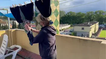 ACCIDENTAL HOMEMADE SEX WITH THE NEIGHBOUR - CUM IN MY MOUTH - BLOWJOB IN THE LAUNDRY ROOM