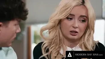 MODERN-DAY SINS - Mormon Virgin Lexi Lore Craves First ANAL CREAMPIE Instead Of Soaking With Hung BF