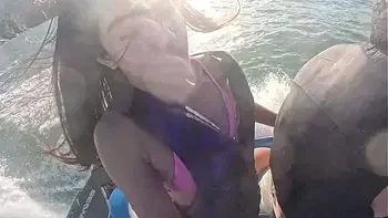 Loucuras no Jet Ski no mar do Guarujá - SP