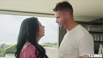 MILFY Horny Trophy Wife Piper Press Kicks Out Hubby For Pool Boy's Huge Cock