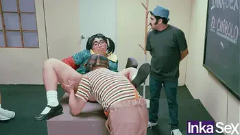 La vecindad morbosa del chibolo  18 termina en orgia durante la clase de Don Mamón - CAPÍTULO PERDIDO.