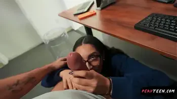 Risky Sex in Class Beside Clueless Classmates – PervTeen