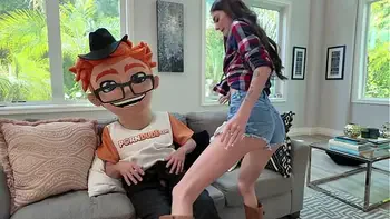 Sophie Tyler’s Blowjob Twirls My Cock for a Cumshot Dance-Off!