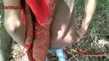 hot girlfriend outdoor sex fucking pussy indian desi