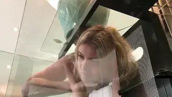 Mom Gets Stuck Chance To Fuck Her Hard
