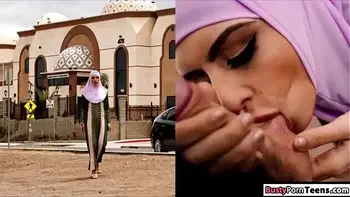 Arab babe sucks on dick and gets fucked