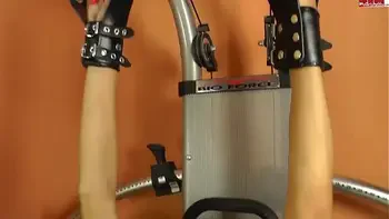 deep inside Daisy - Durchgefickte Bondage-Schlampe