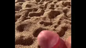 Klaarkomen op strand aan de costa brava