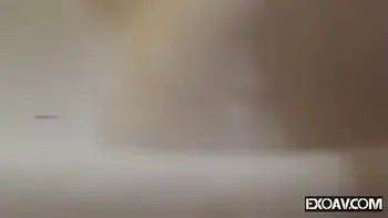 淫蕩少婦眼角長顆痣典型的苛夫相壹邊被幹壹邊淫語快點草看洋子很是享受