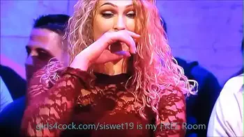 Live Show on TV  *** My Free ChatRoom www.sheer.com/siswet